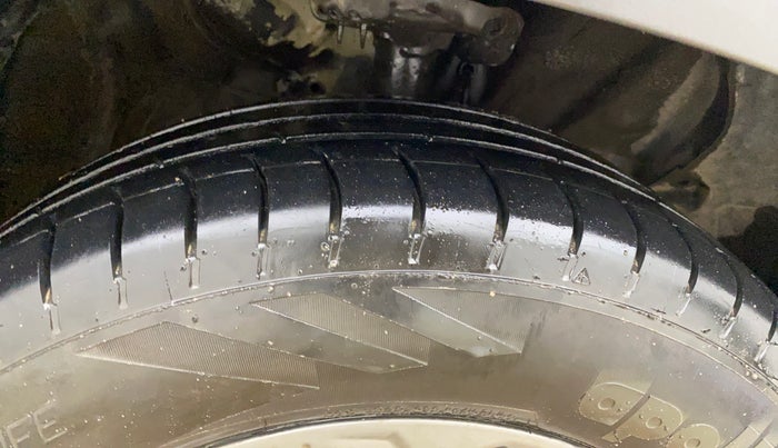 2020 KIA SELTOS HTK PLUS 1.5, Petrol, Manual, 75,184 km, Right Front Tyre Tread