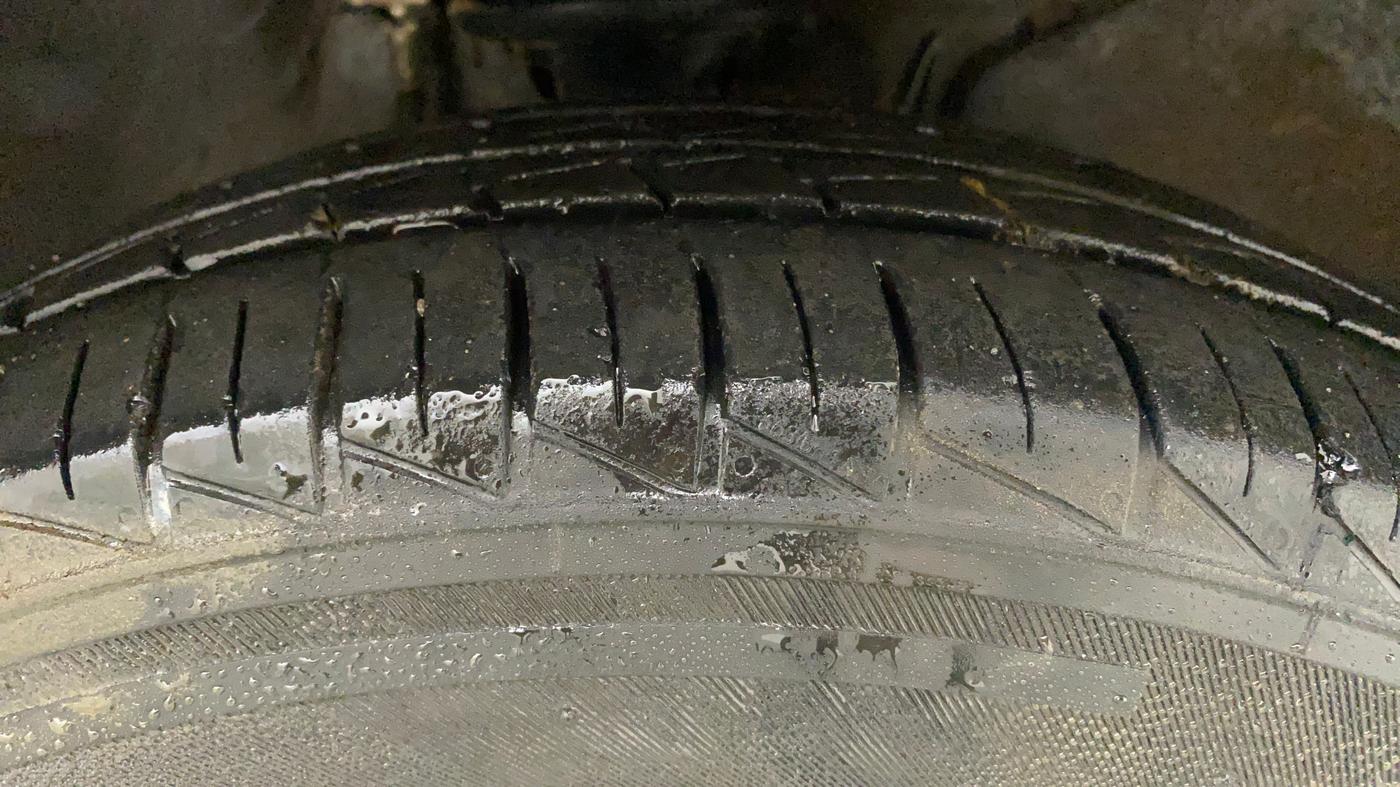 2022 Maruti Alto LXI O, Petrol, Manual, 22,591 km, Right Front Tyre Tread
