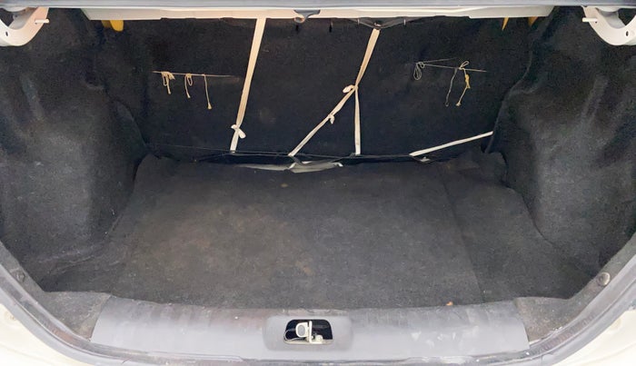 2014 Maruti Swift Dzire VXI, Petrol, Manual, 57,209 km, Boot Inside