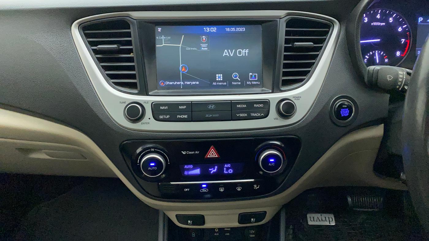 2017 Hyundai Verna 1.6 VTVT SX (O) AT, Petrol, Automatic, 72,940 km, Air Conditioner