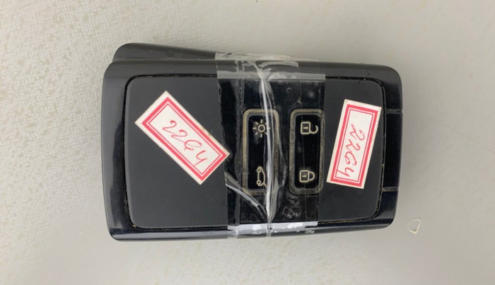 2021 Renault TRIBER RXZ, Petrol, Manual, 38,456 km, Key Close Up