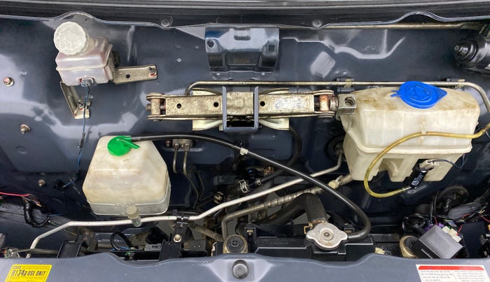 2010 Maruti Eeco 5 STR WITH AC PLUSHTR, Petrol, Manual, 72,991 km, Open Bonet