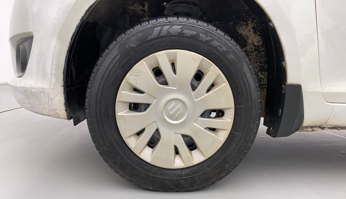 2014 Maruti Swift VXI, Petrol, Manual, 88,030 km, Left Front Wheel