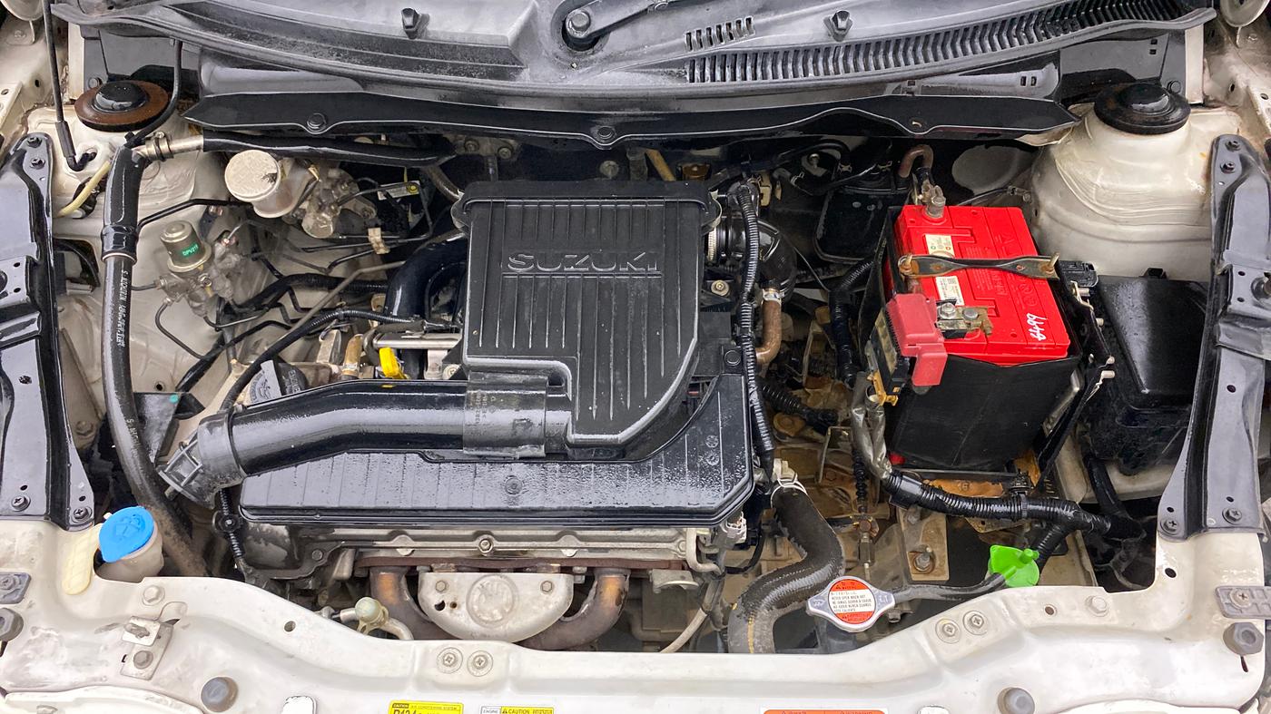 2014 Maruti Swift VXI, Petrol, Manual, 88,030 km, Open Bonet