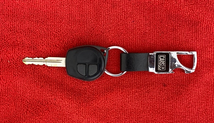 2014 Maruti Swift VXI, Petrol, Manual, 88,030 km, Key Close Up