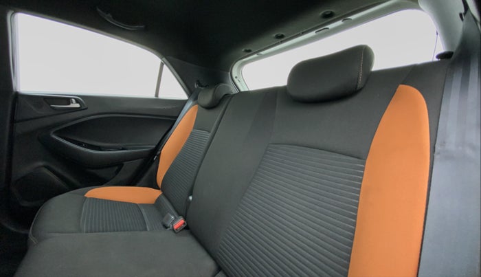 2015 Hyundai i20 Active 1.2 SX, Petrol, Manual, 48,272 km, Right Side Rear Door Cabin