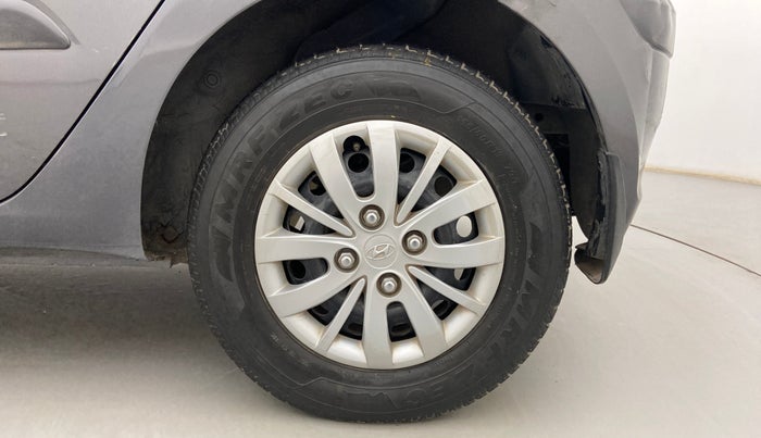 2013 Hyundai i10 MAGNA 1.2, Petrol, Manual, 68,730 km, Left Rear Wheel