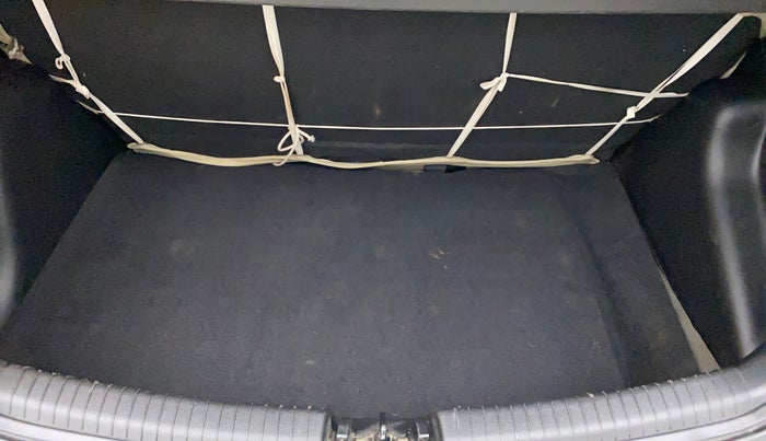 2015 Hyundai Grand i10 MAGNA 1.2 KAPPA VTVT, Petrol, Manual, 24,020 km, Boot Inside