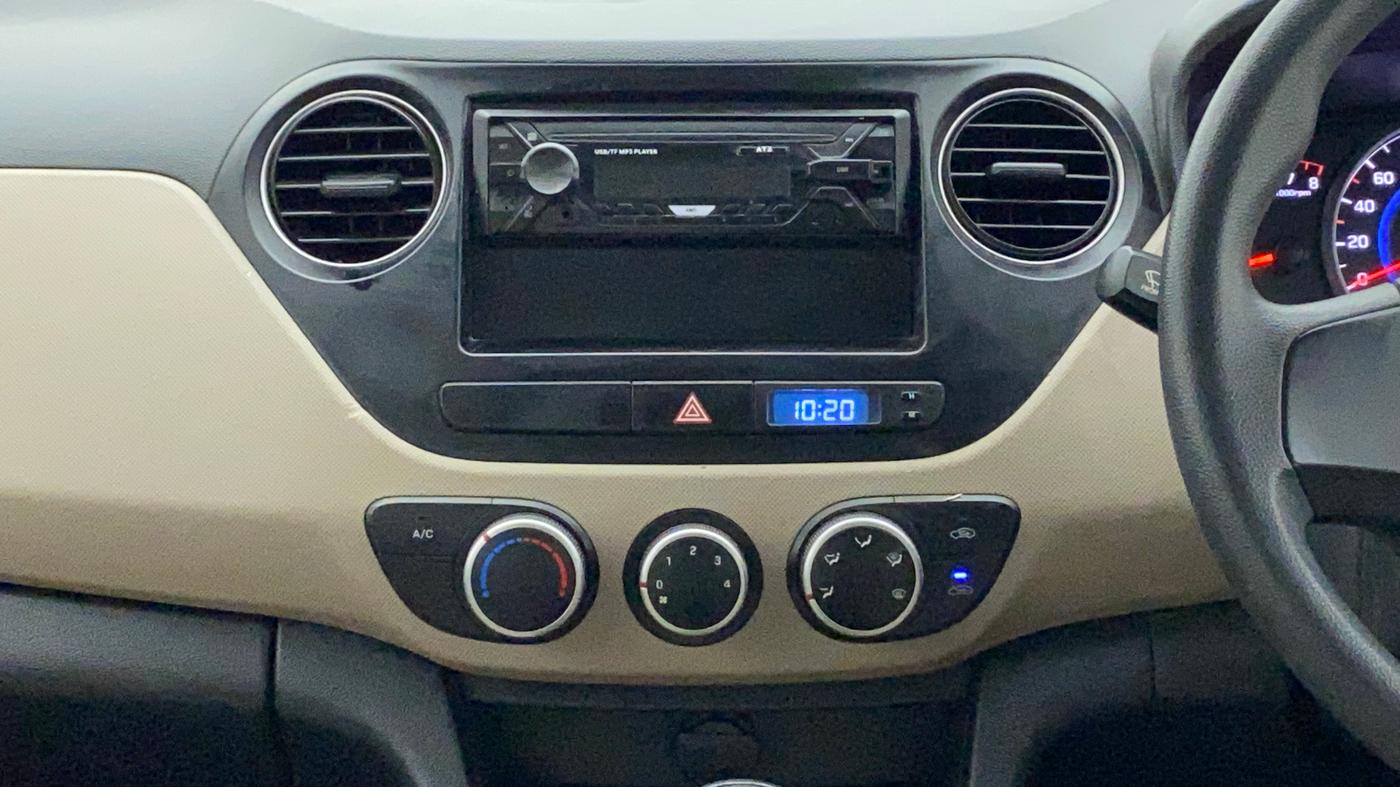 2015 Hyundai Grand i10 MAGNA 1.2 KAPPA VTVT, Petrol, Manual, 24,020 km, Air Conditioner