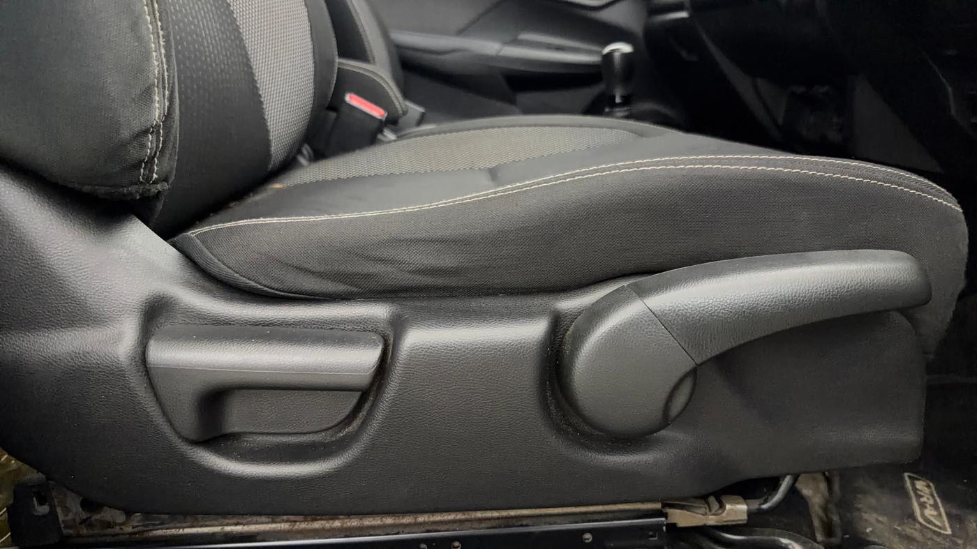 2017 Honda WR-V 1.2L I-VTEC VX MT, Petrol, Manual, 50,099 km, Driver Side Adjustment Panel