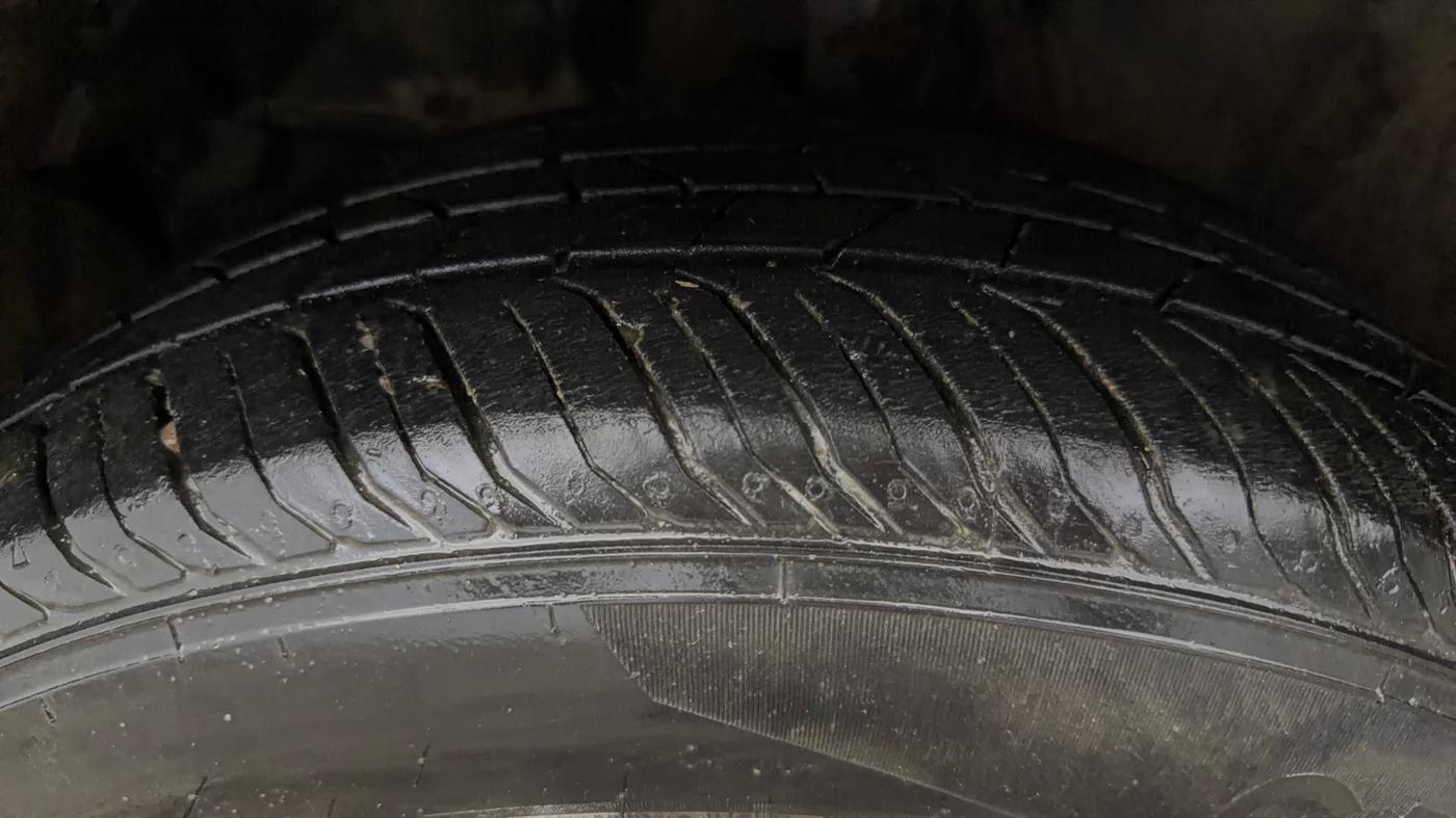 2017 Honda WR-V 1.2L I-VTEC VX MT, Petrol, Manual, 50,099 km, Left Front Tyre Tread