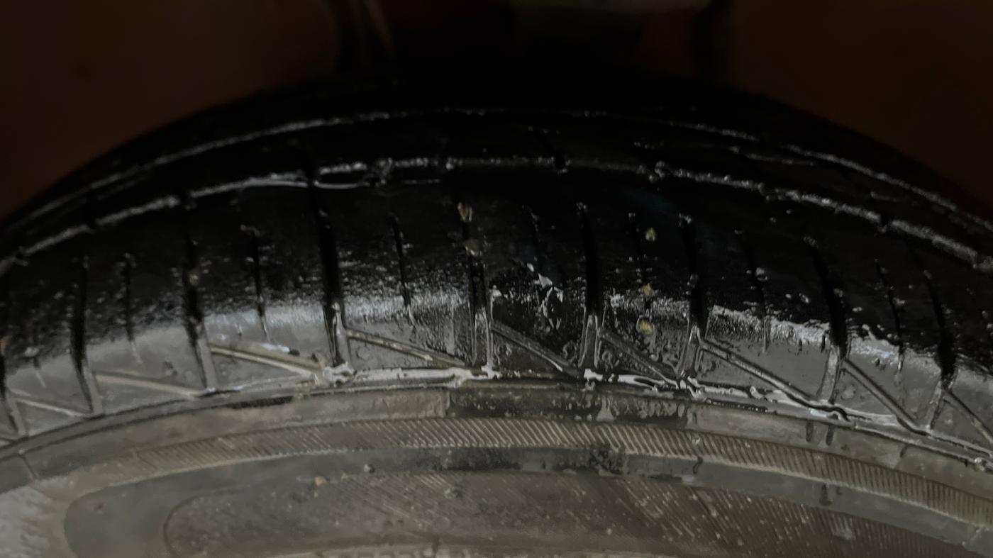 2021 Maruti Alto VXI, Petrol, Manual, 9,205 km, Left Front Tyre Tread