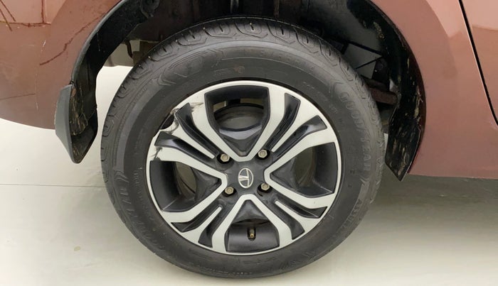 2022 Tata TIGOR XZ PLUS CNG, CNG, Manual, 23,518 km, Right Rear Wheel