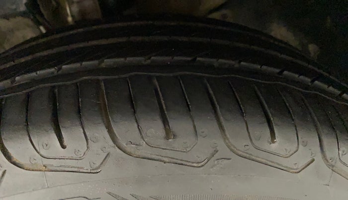 2022 Tata TIGOR XZ PLUS CNG, CNG, Manual, 23,518 km, Left Front Tyre Tread