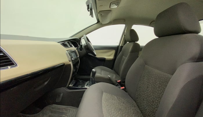 2014 Tata Zest XT PETROL, Petrol, Manual, 86,219 km, Right Side Front Door Cabin