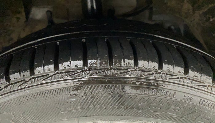 2014 Tata Zest XT PETROL, Petrol, Manual, 86,219 km, Right Front Tyre Tread