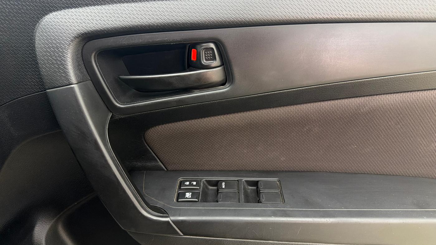 2022 Toyota URBAN CRUISER MID GRADE AT, Petrol, Automatic, 51,090 km, Driver Side Door Panels Control