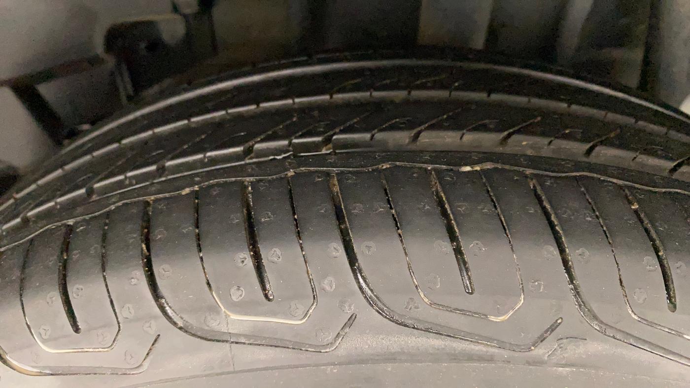 2022 Tata TIGOR XZ PLUS CNG, CNG, Manual, 1,370 km, Left Rear Tyre Tread