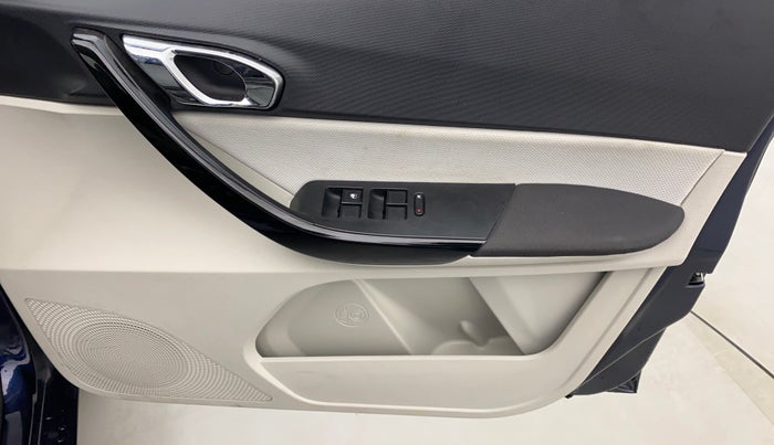 2022 Tata TIGOR XZ PLUS CNG, CNG, Manual, 1,370 km, Driver Side Door Panels Control