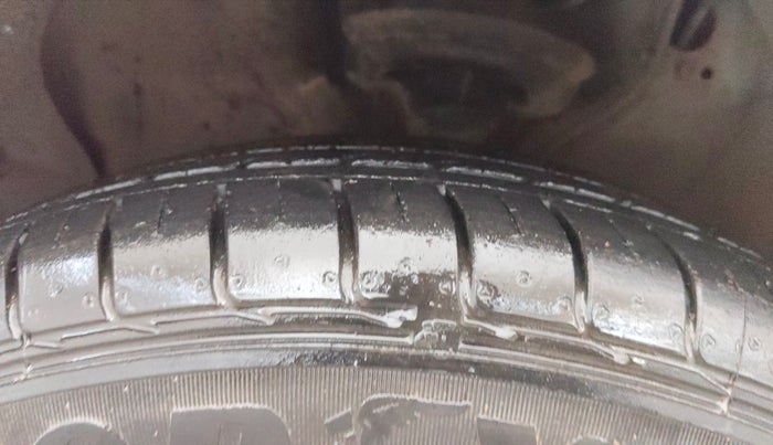 2016 Hyundai Creta S 1.6 PETROL, Petrol, Manual, 36,363 km, Left Front Tyre Tread