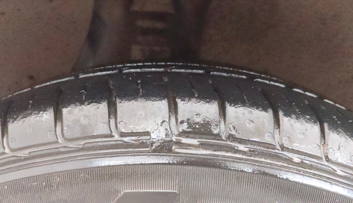 2016 Hyundai Creta S 1.6 PETROL, Petrol, Manual, 36,363 km, Right Rear Tyre Tread