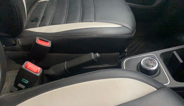 2023 Renault Kwid RXT 1.0 AMT, Petrol, Automatic, 25,339 km, Gear Lever