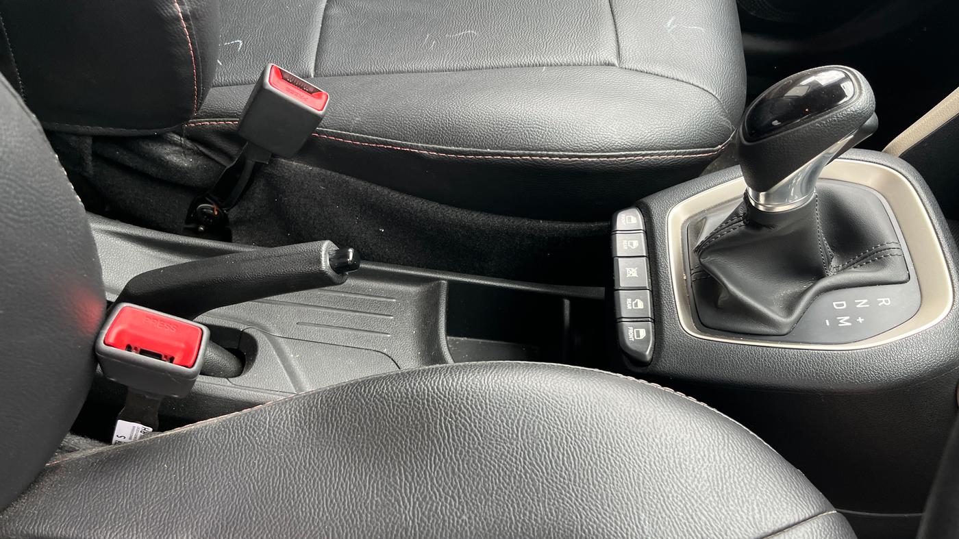 2021 Hyundai NEW SANTRO SPORTZ AMT, Petrol, Automatic, 25,468 km, Gear Lever