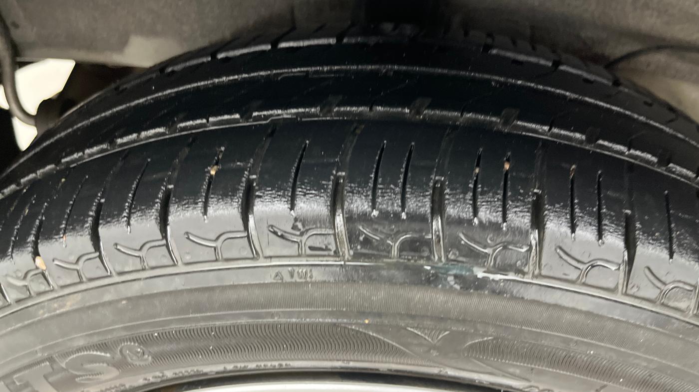 2021 Hyundai NEW SANTRO SPORTZ AMT, Petrol, Automatic, 25,468 km, Right Rear Tyre Tread
