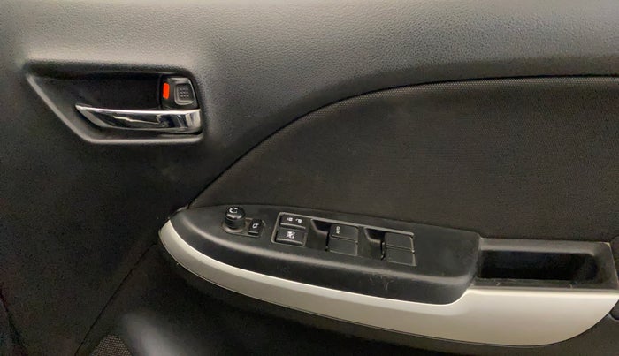 2017 Maruti Baleno DELTA PETROL 1.2, Petrol, Manual, 83,418 km, Driver Side Door Panels Control