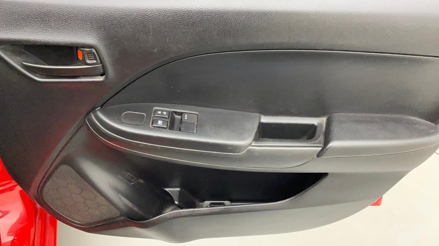 2018 Maruti Baleno SIGMA DIESEL 1.3, Diesel, Manual, 78,631 km, Driver Side Door Panels Control