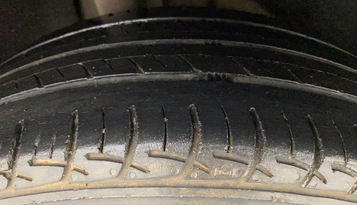 2018 Maruti Baleno SIGMA DIESEL 1.3, Diesel, Manual, 78,631 km, Right Rear Tyre Tread