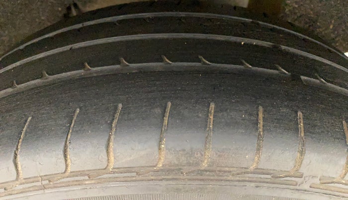 2018 Maruti Baleno SIGMA DIESEL 1.3, Diesel, Manual, 78,631 km, Left Rear Tyre Tread