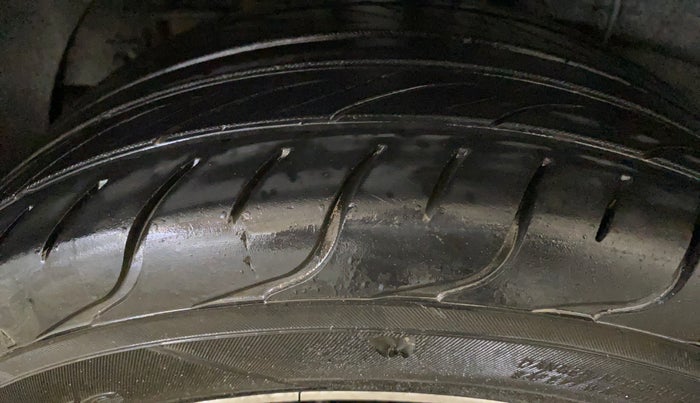 2014 Hyundai Elite i20 SPORTZ 1.2, Petrol, Manual, 54,215 km, Right Rear Tyre Tread