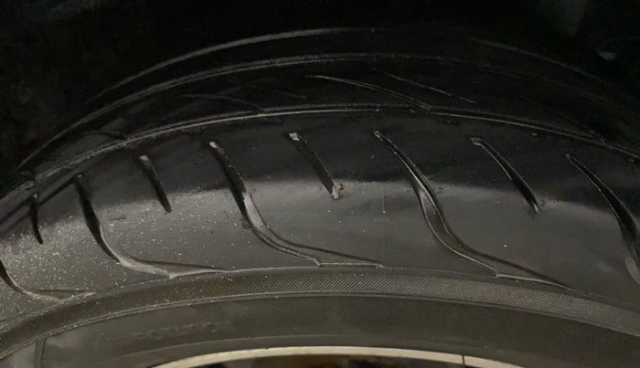 2014 Hyundai Elite i20 SPORTZ 1.2, Petrol, Manual, 54,215 km, Left Rear Tyre Tread