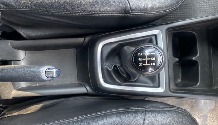 2023 Maruti Swift ZXI CNG, CNG, Manual, 28,512 km, Gear Lever
