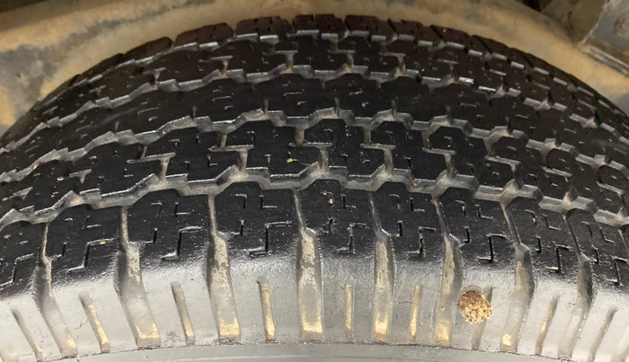 2016 Mahindra Thar CRDE 4X4 BS IV, Diesel, Manual, 46,599 km, Right Rear Tyre Tread