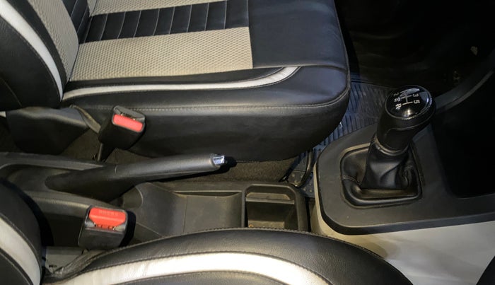 2019 Maruti New Wagon-R VXI 1.0, Petrol, Manual, 93,262 km, Gear Lever