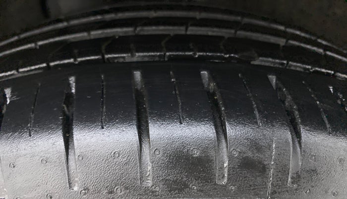 2019 Maruti Baleno ZETA PETROL 1.2, Petrol, Manual, 16,086 km, Right Rear Tyre Tread