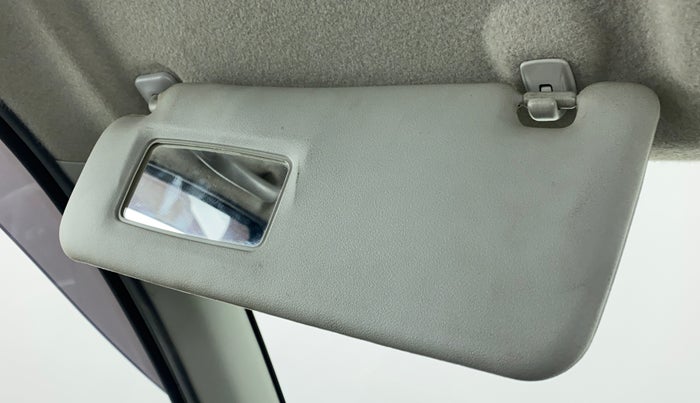 2016 Maruti Celerio VXI AMT, Petrol, Automatic, 65,851 km, Ceiling - Sun visor minor damage