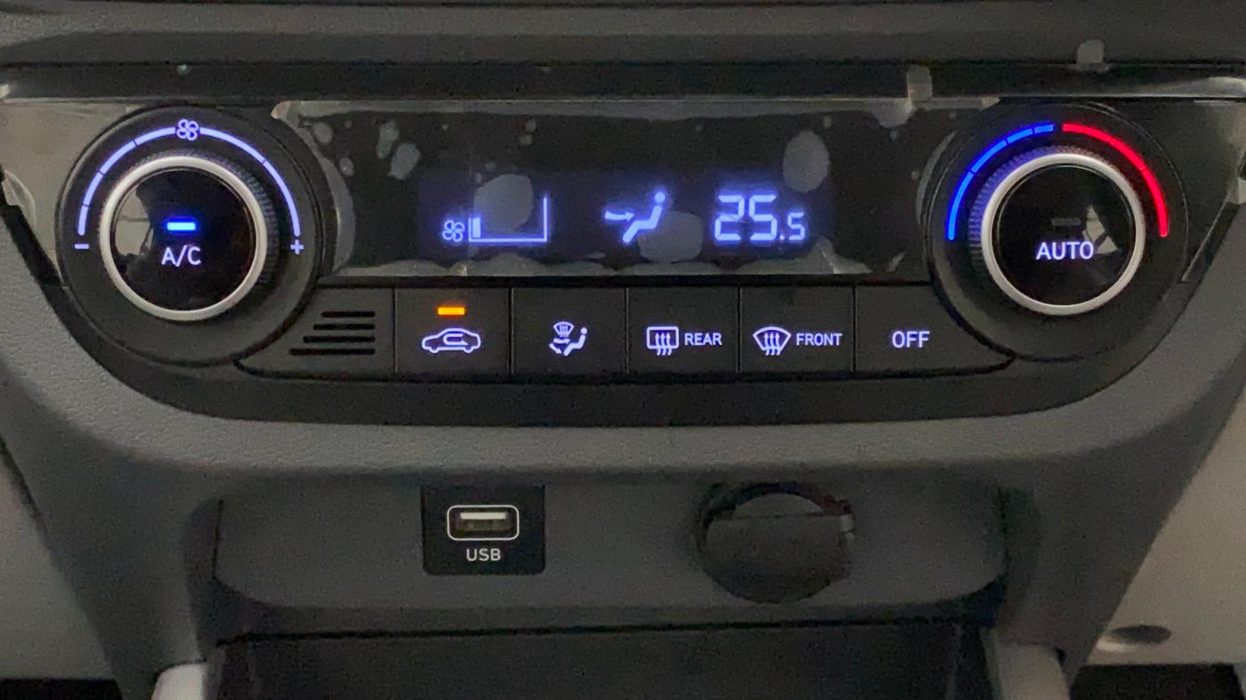 2022 Hyundai GRAND I10 NIOS SPORTZ 1.2 KAPPA VTVT CNG, CNG, Manual, 25,327 km, Automatic Climate Control