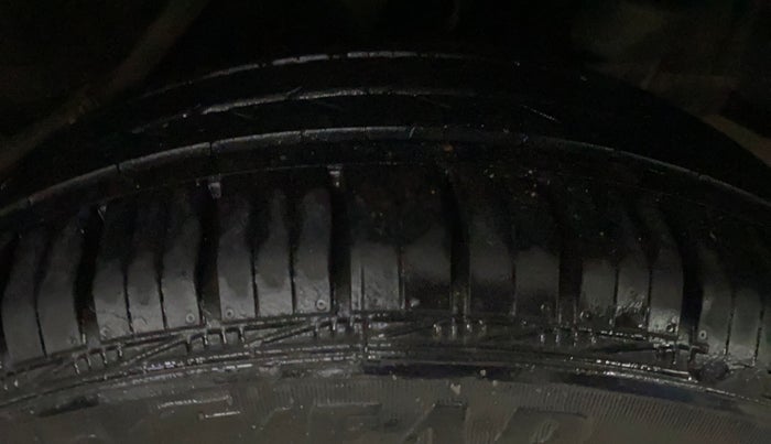 2014 Honda Amaze 1.5L I-DTEC SX, Diesel, Manual, 46,465 km, Left Rear Tyre Tread