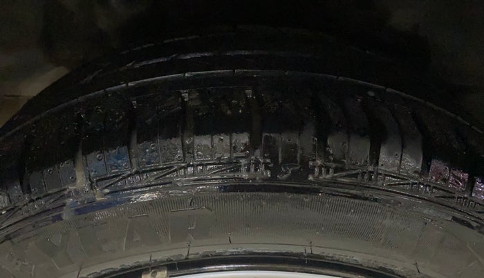 2014 Honda Amaze 1.5L I-DTEC SX, Diesel, Manual, 46,465 km, Right Rear Tyre Tread