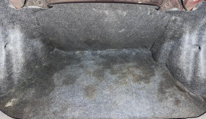 2014 Honda Amaze 1.5L I-DTEC SX, Diesel, Manual, 46,465 km, Boot Inside