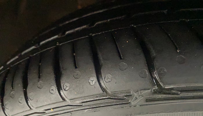 2020 Tata Tiago XZA PLUS PETROL, Petrol, Automatic, 65,535 km, Right Front Tyre Tread