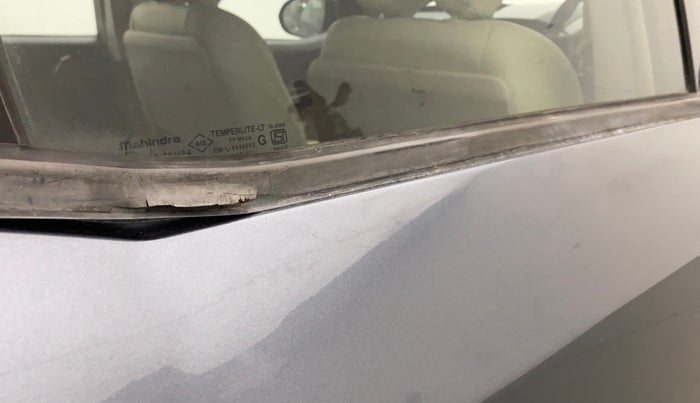 2017 Mahindra XUV500 W4, Diesel, Manual, 58,144 km, Right rear door - Weather strip has minor damage