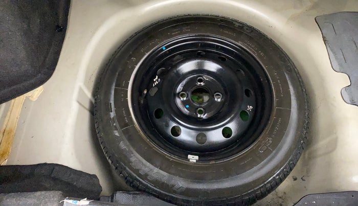 2013 Maruti Swift Dzire VXI, Petrol, Manual, 97,902 km, Spare Tyre