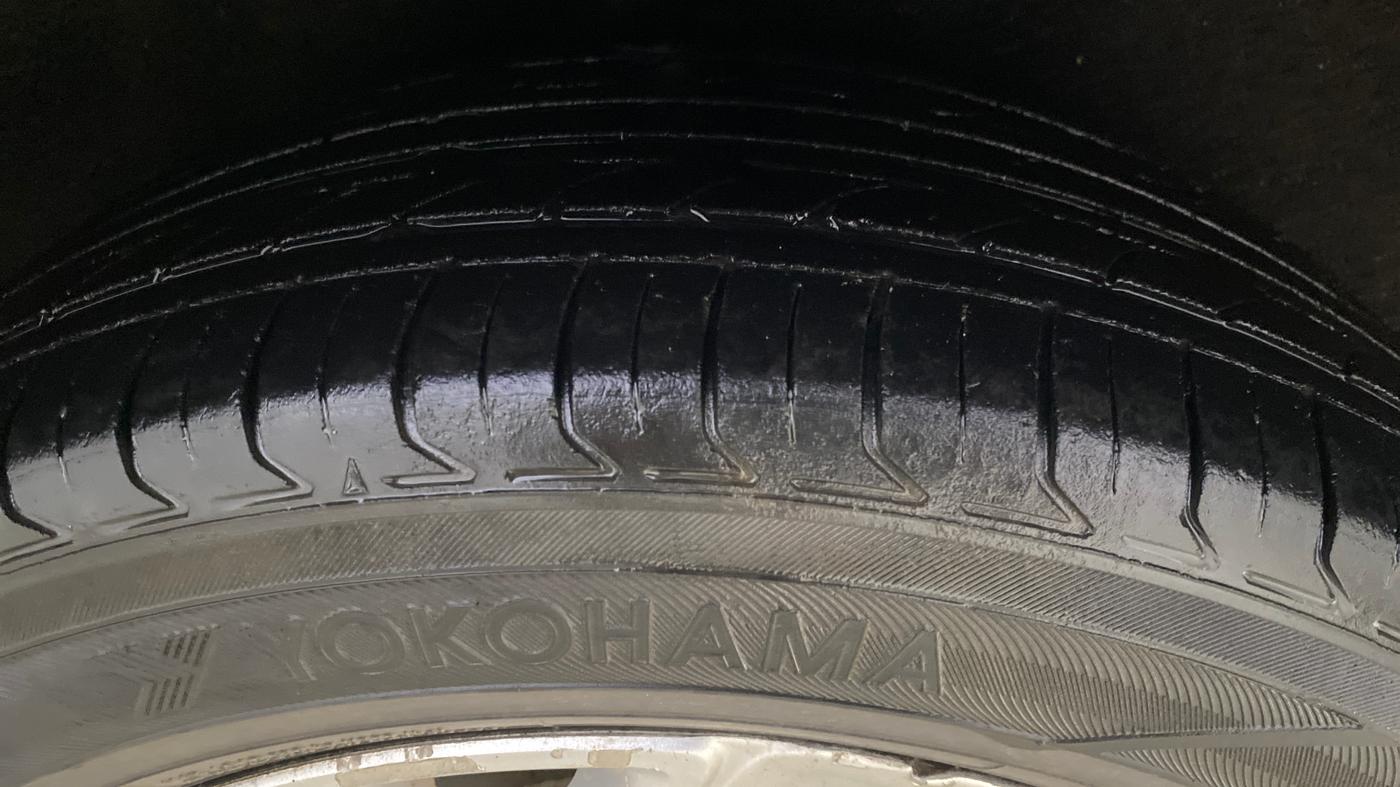 2014 Ford Ecosport TITANIUM 1.5L DIESEL, Diesel, Manual, 1,01,255 km, Right Rear Tyre Tread