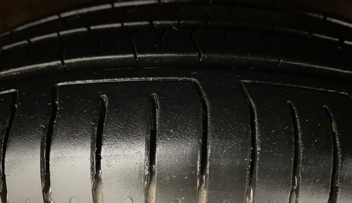 2016 Hyundai Xcent S 1.2, Petrol, Manual, 48,618 km, Right Front Tyre Tread
