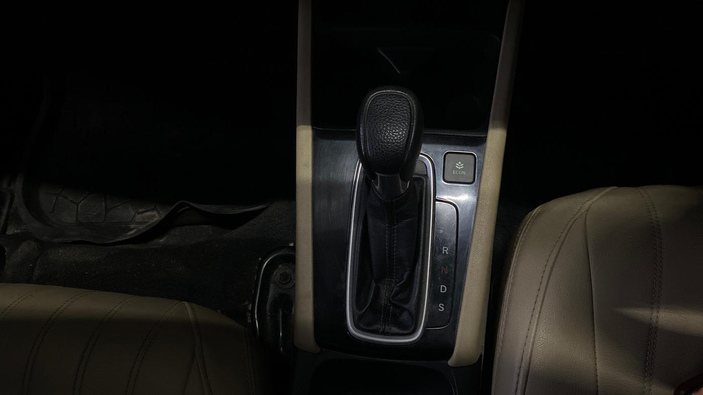 2022 Honda City 1.5L I-VTEC V CVT 5TH GEN, Petrol, Automatic, 51,880 km, Gear Lever