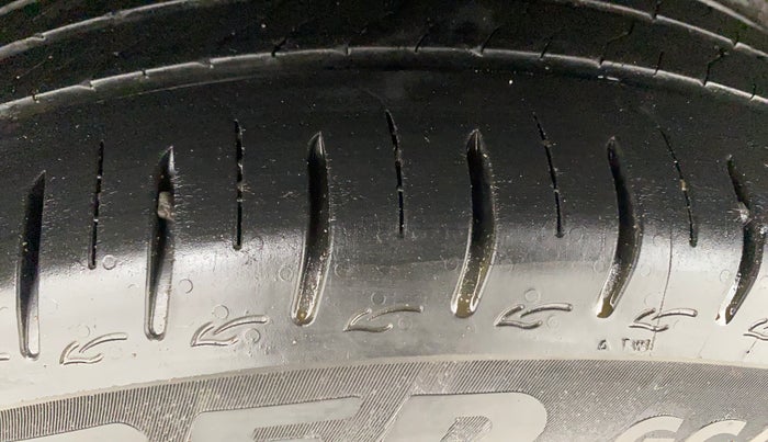 2023 Tata ALTROZ XZA, Petrol, Automatic, 20,744 km, Right Rear Tyre Tread